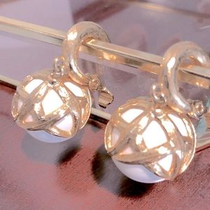 VTG White & Gold Ball Drop Earrings
